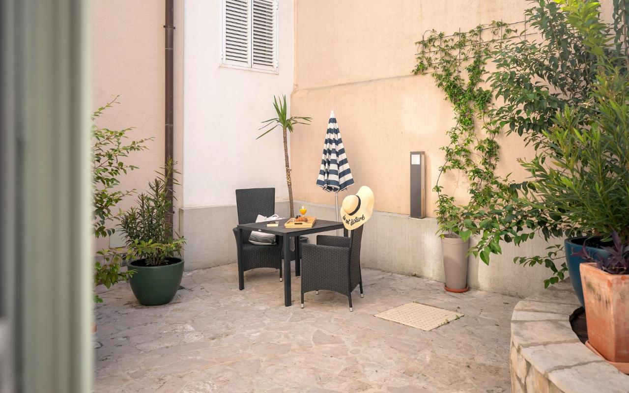 Hidden Oasis - Zf Hvar Hvar Town Exterior photo